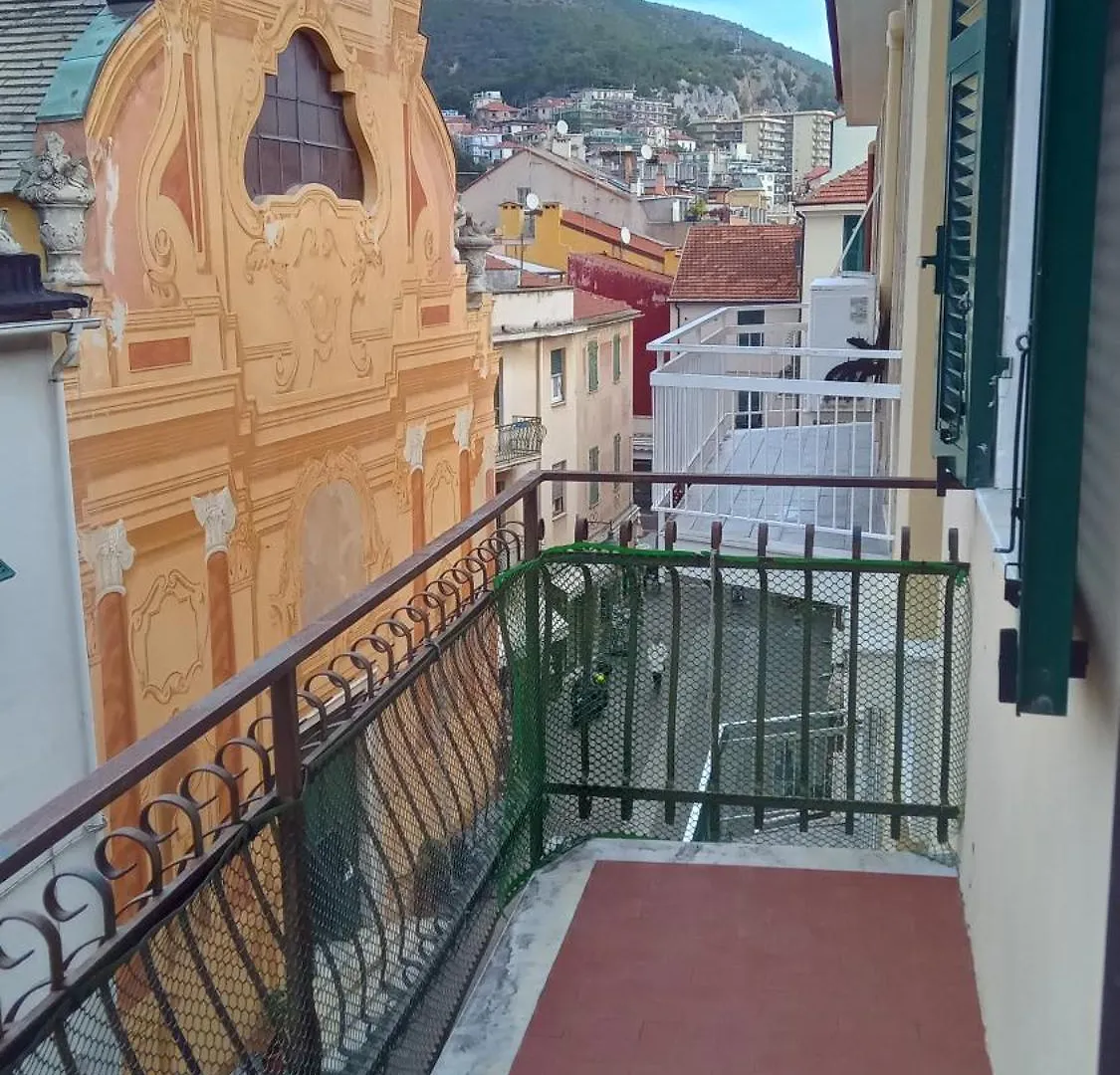 Romeo E Giorgi Apartman Spotorno